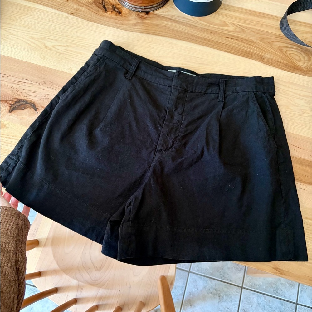 NWOT Frank & Eileen Black Linen Shorts